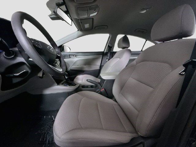 Used 2020 Hyundai Elantra SE FWD image 20