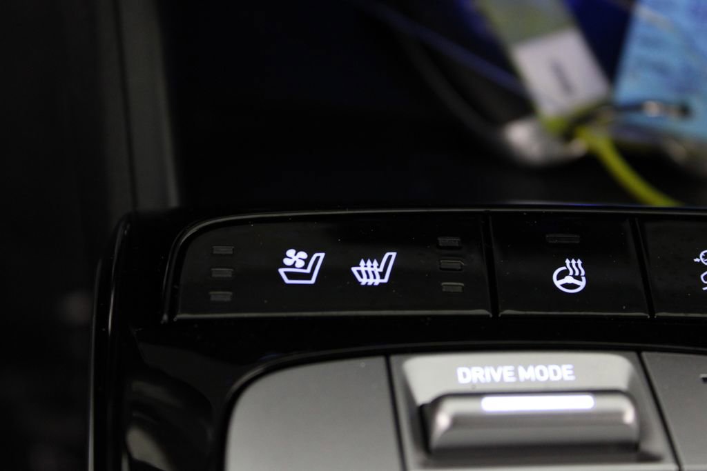 Certified 2022 Hyundai Tucson Limited FWD image 27