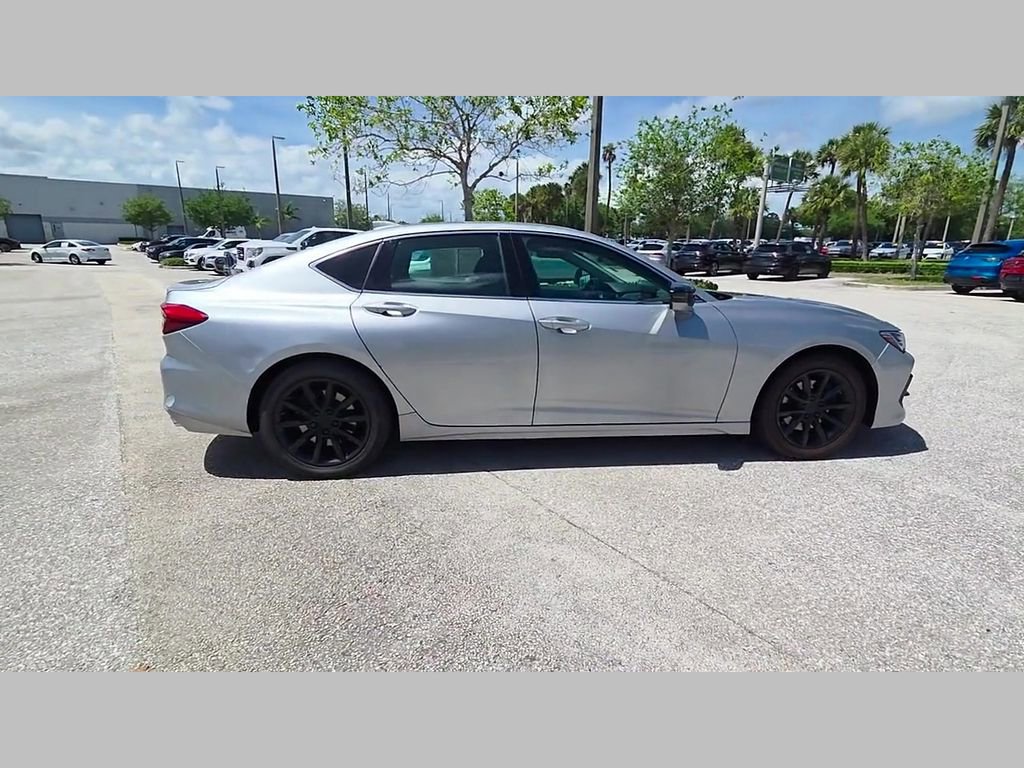 Used 2023 Acura TLX FWD image 35