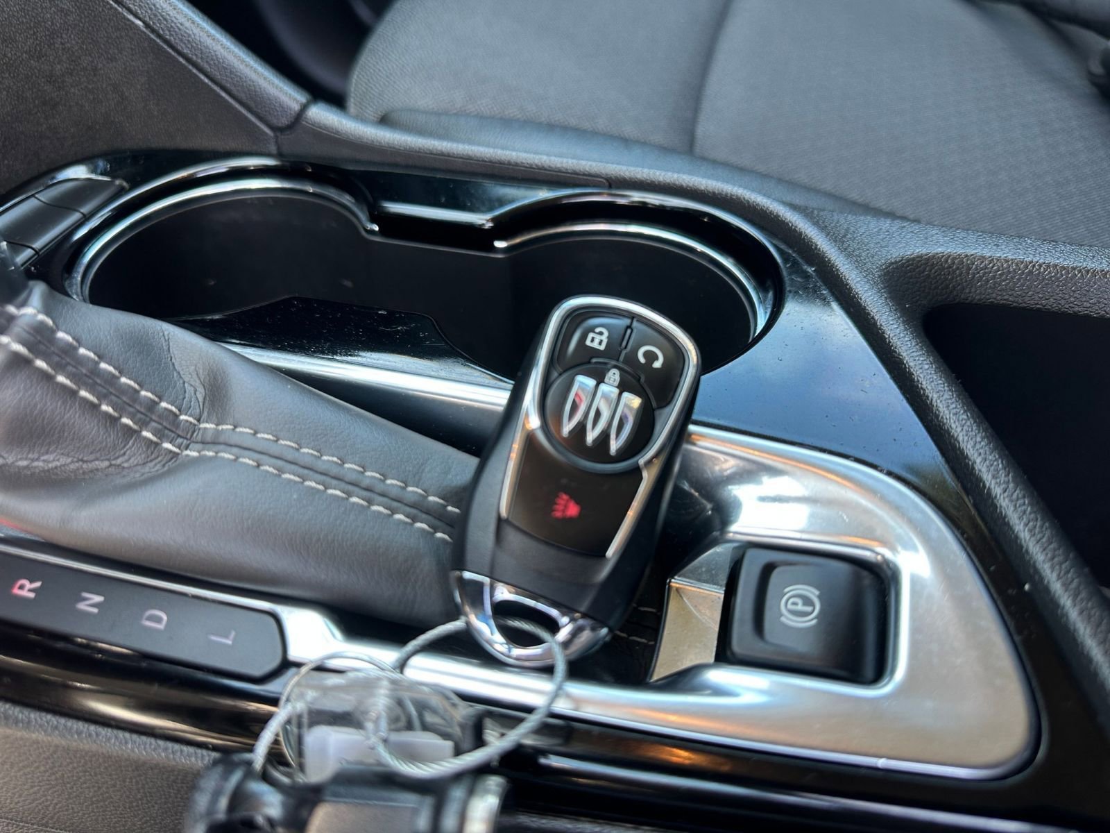 Used 2025 Buick Encore GX Preferred image 21