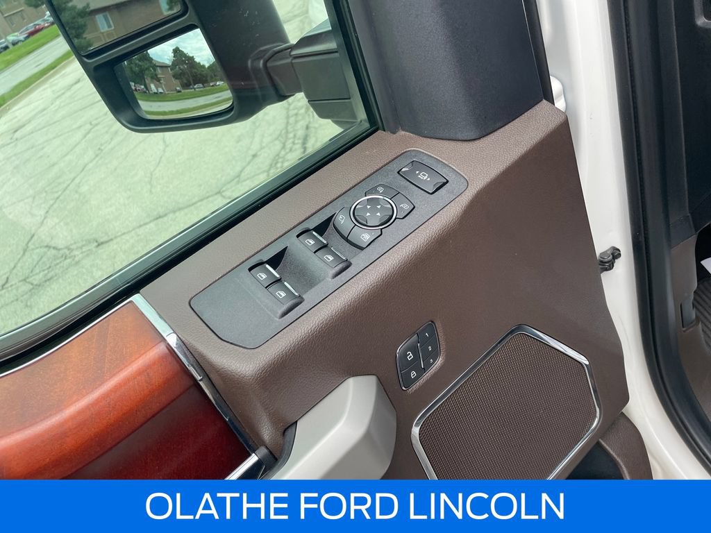 Certified 2019 Ford F250 King Ranch w/ King Ranch Ultimate Package AWD/4WD image 15