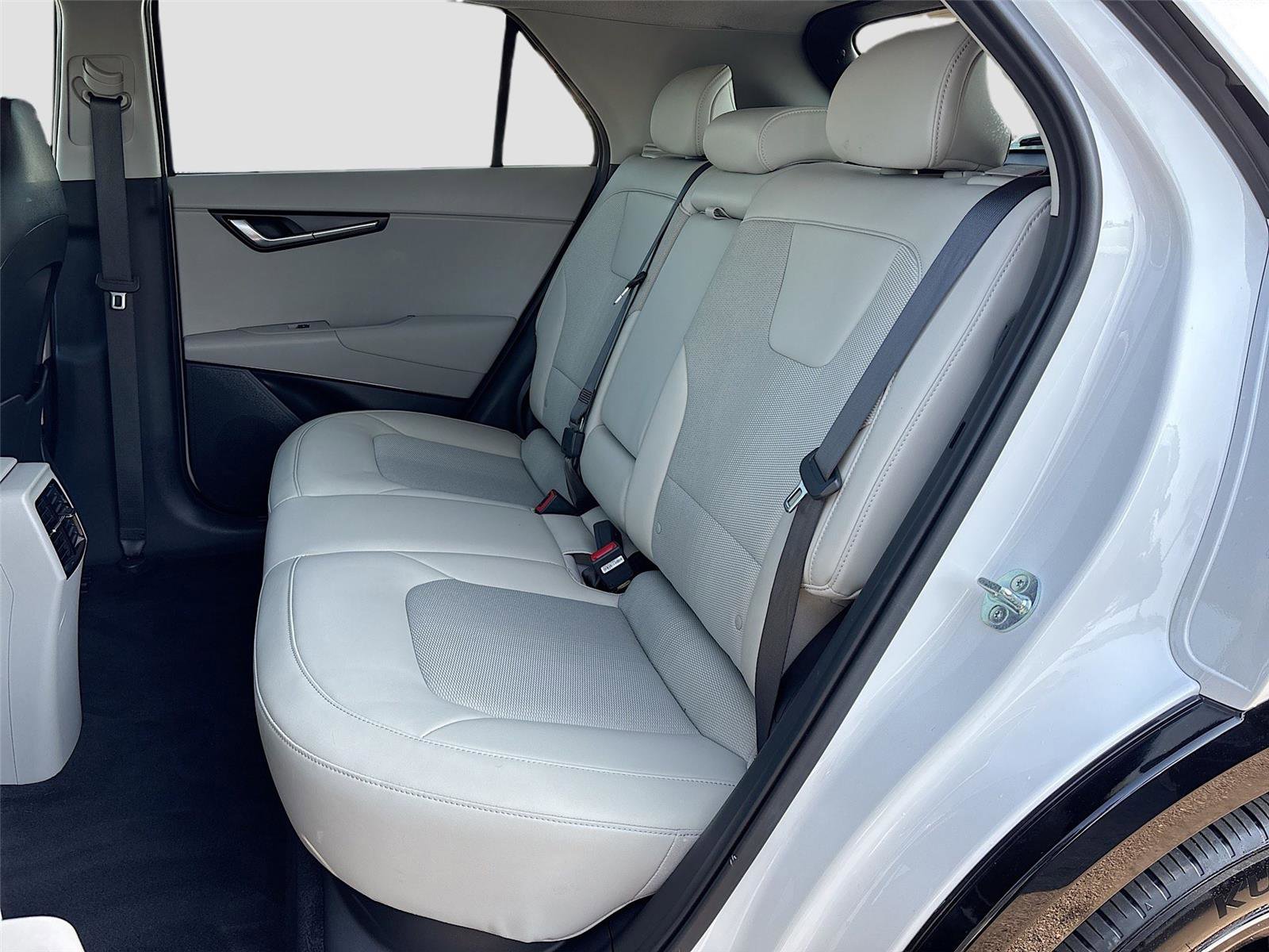 Used 2023 Kia Niro Wind image 24