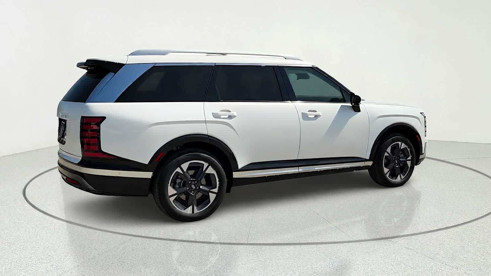 New 2026 Hyundai Palisade Limited FWD image 8