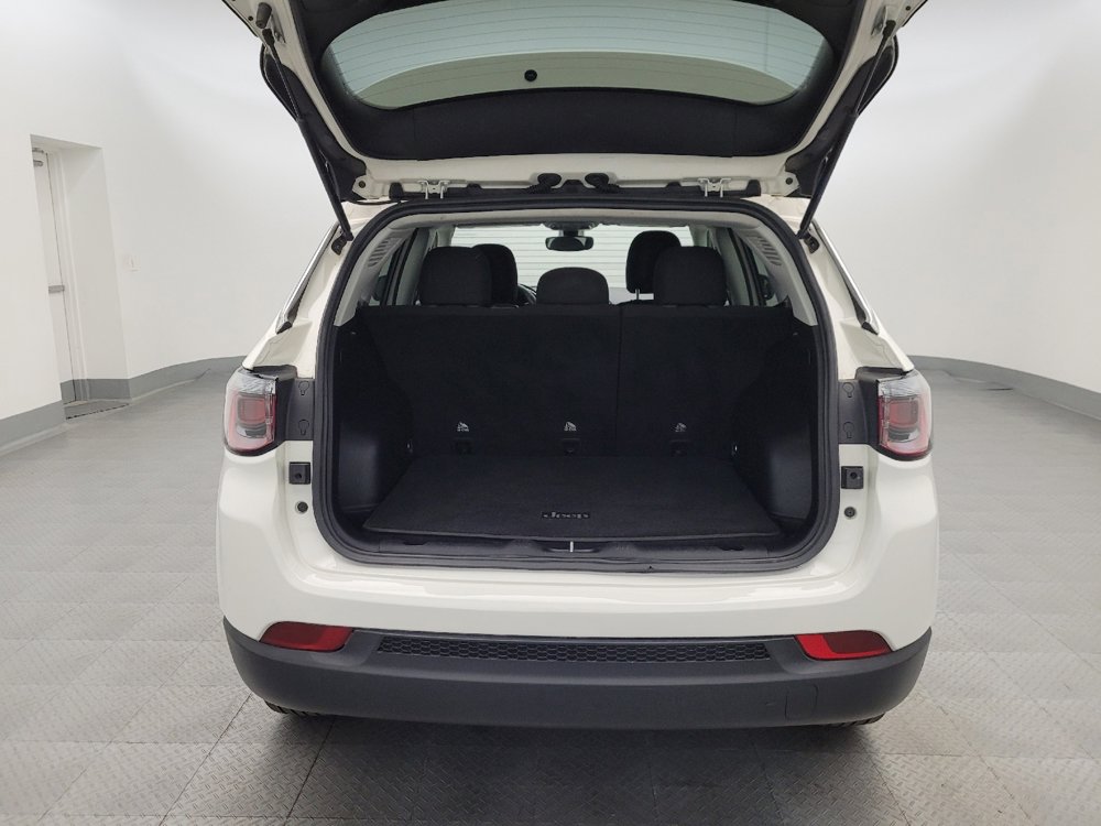 Used 2021 Jeep Compass Sport image 29