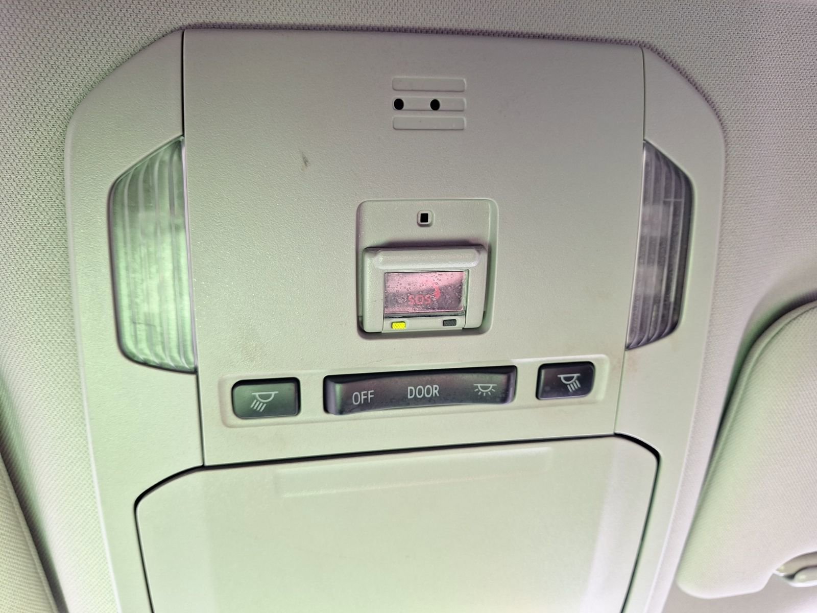 Used 2022 Toyota Highlander L image 26