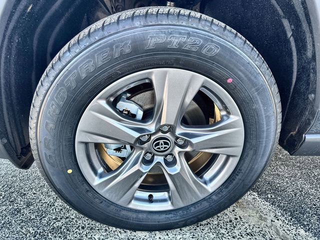 New 2025 Toyota RAV4 XLE image 19