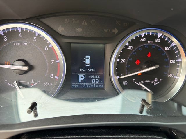 Used 2016 Toyota Highlander LE FWD image 33