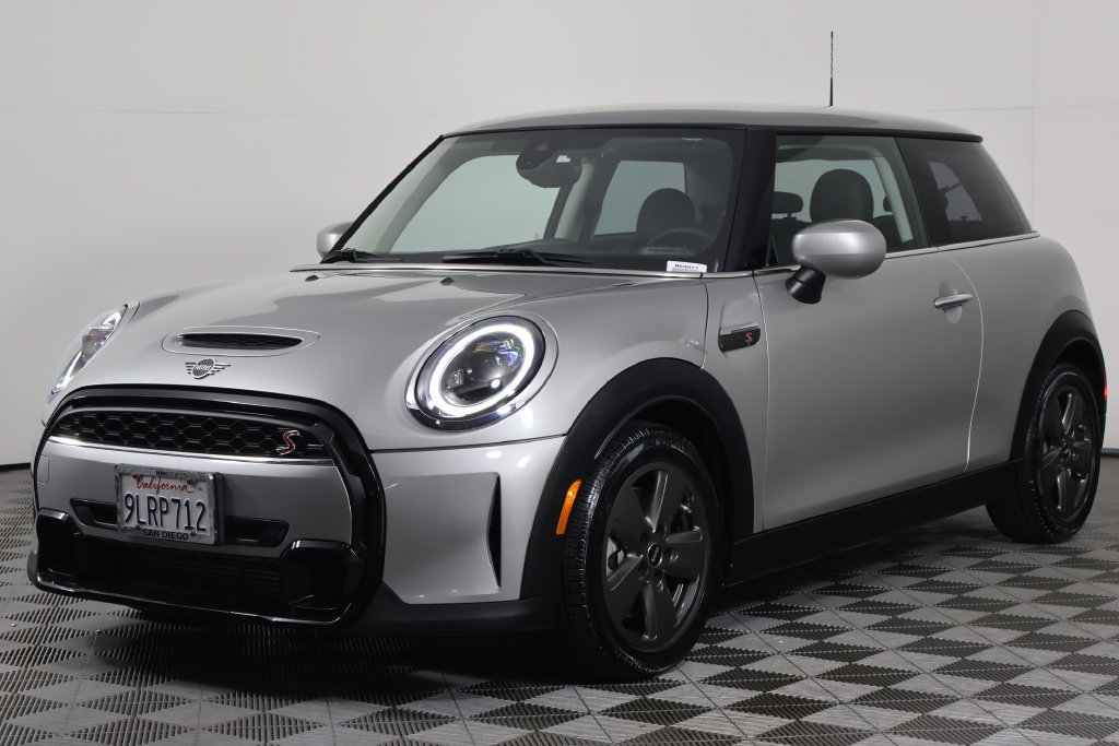 Used 2024 MINI Cooper S FWD image 1