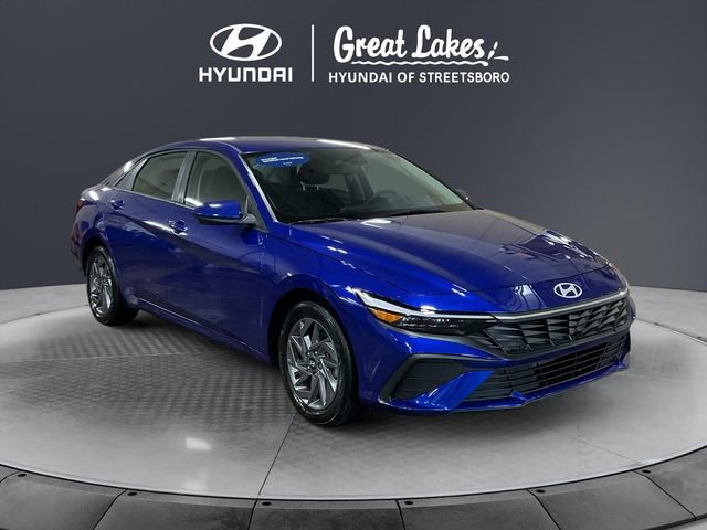 Used 2024 Hyundai Elantra SEL image 8