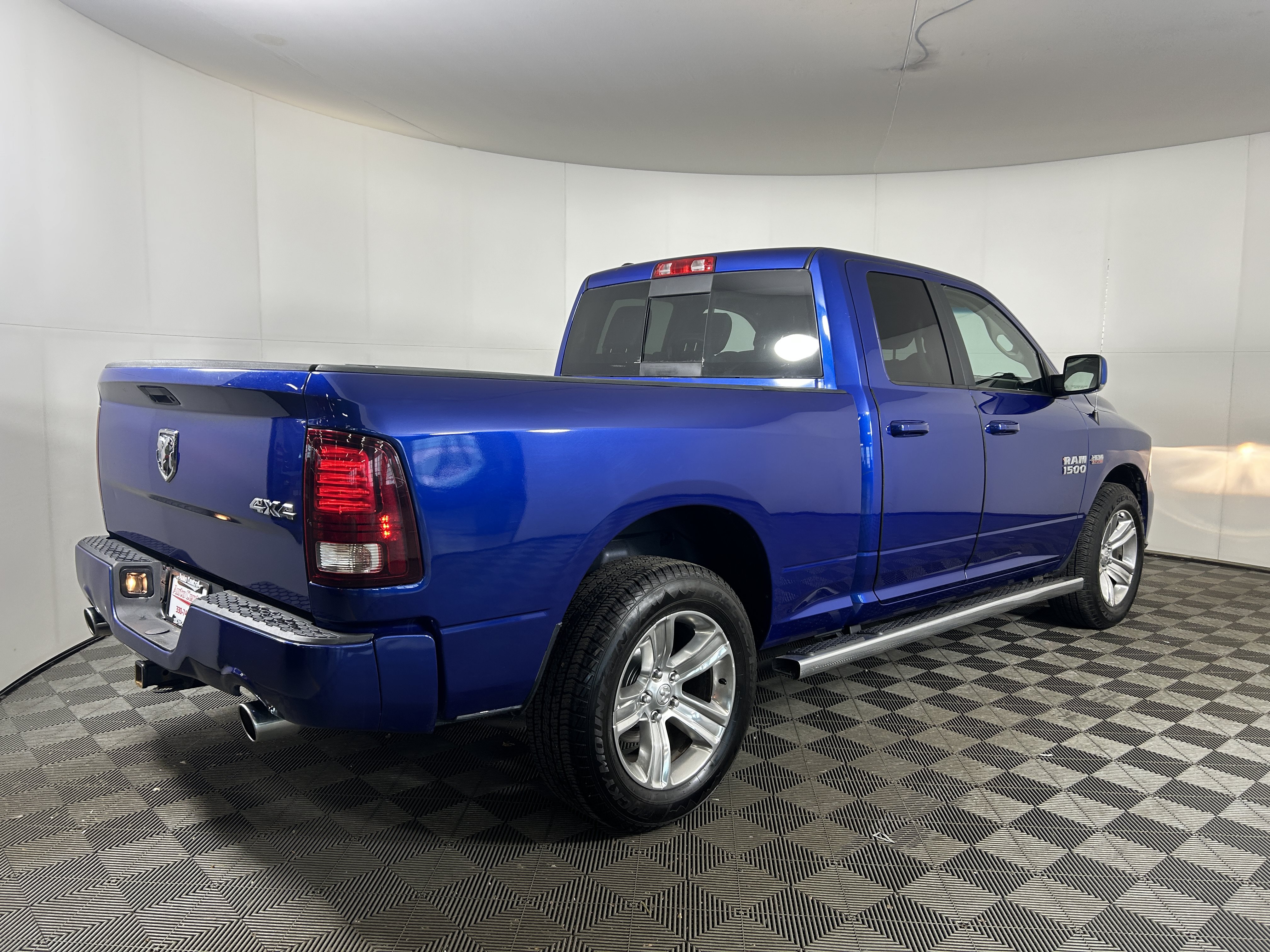 Used 2017 RAM 1500 Sport w/ Sport Premium Group AWD/4WD image 5