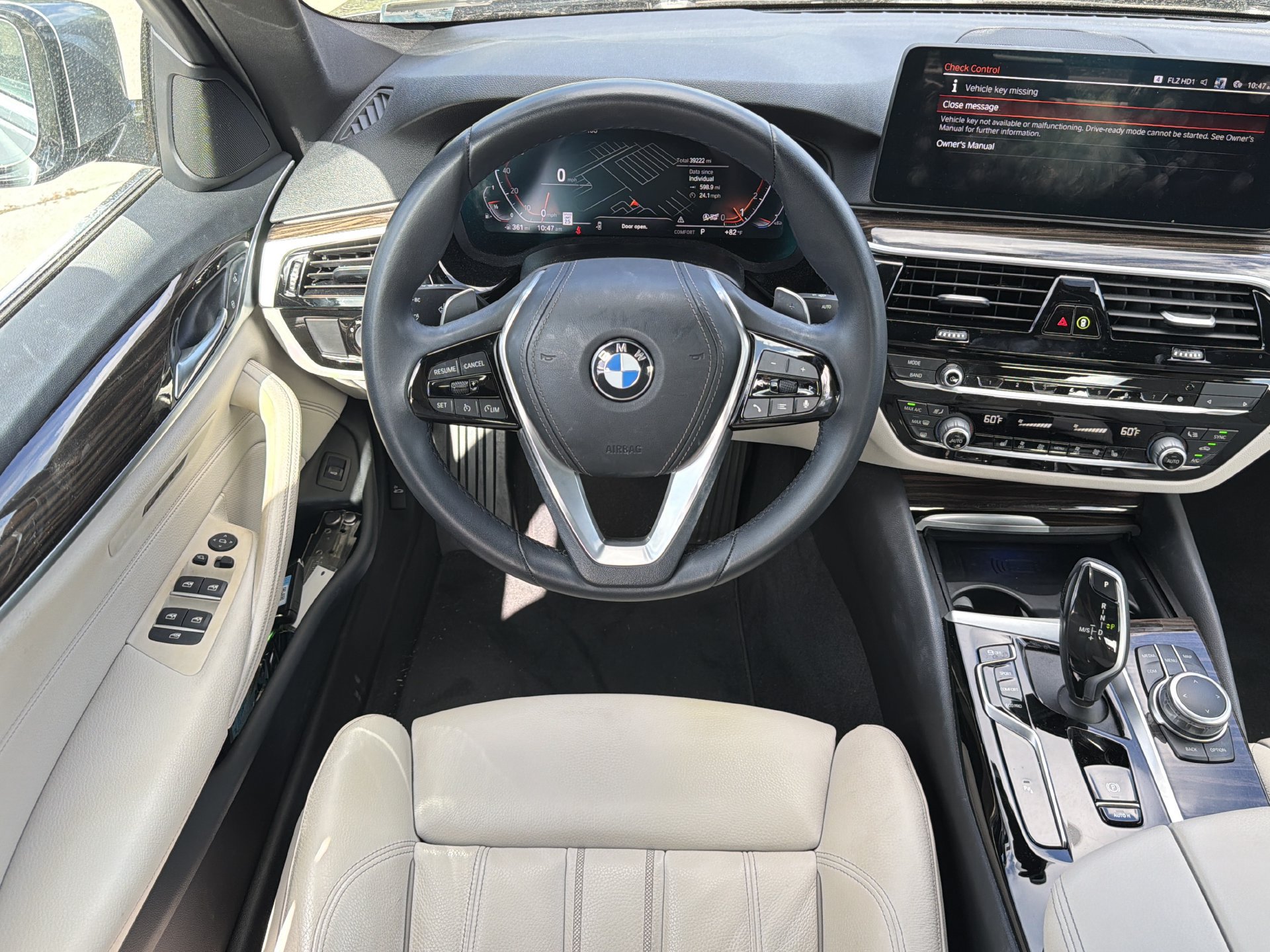 Used 2022 BMW 530i w/ Convenience Package RWD image 15