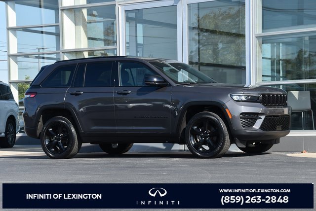 Used 2024 Jeep Grand Cherokee Altitude