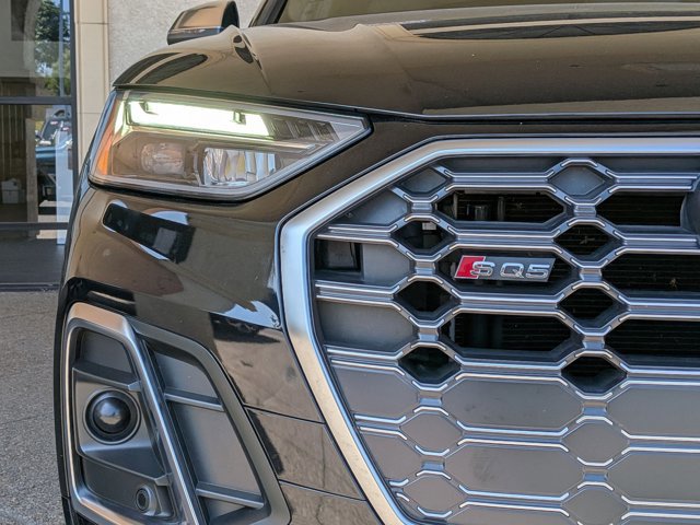 Used 2022 Audi SQ5 Premium Plus w/ Premium Plus Package image 26