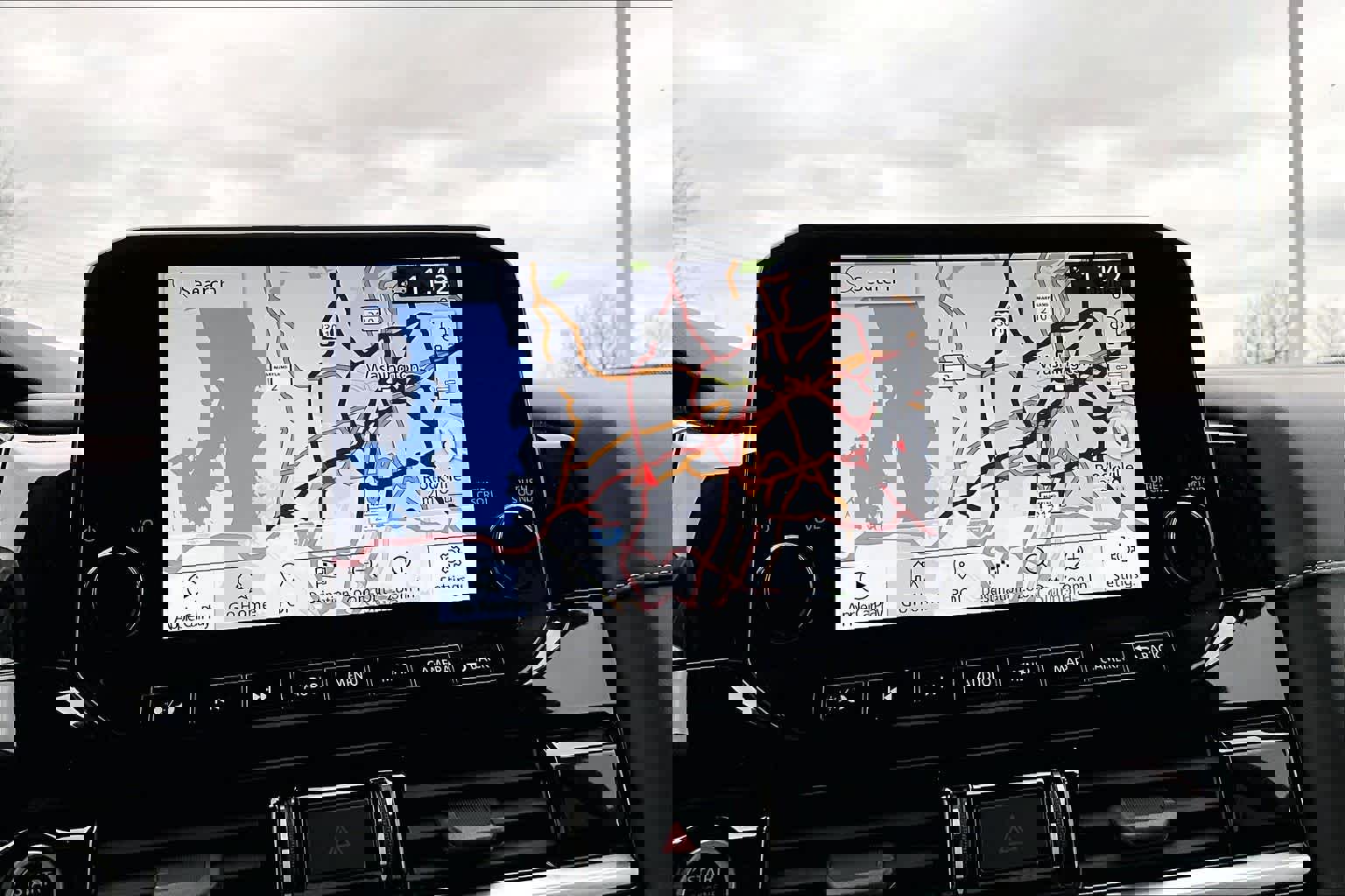 Used 2022 Nissan Pathfinder SL w/ Lighting Package (N92) image 32