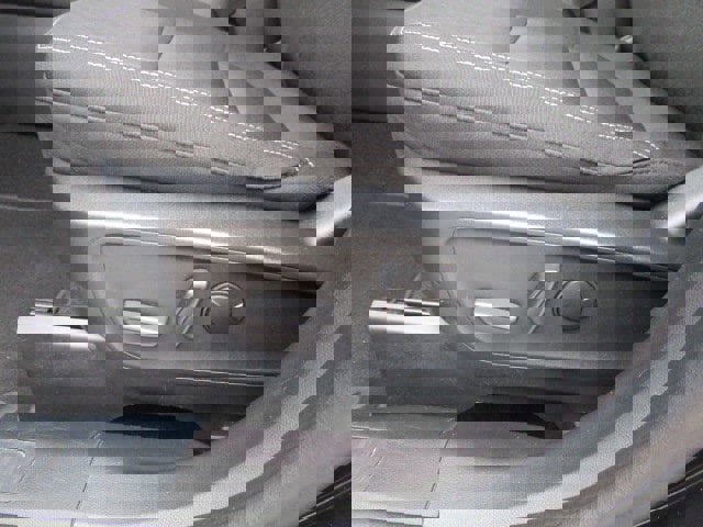 Used 2024 Ford Escape Active image 12