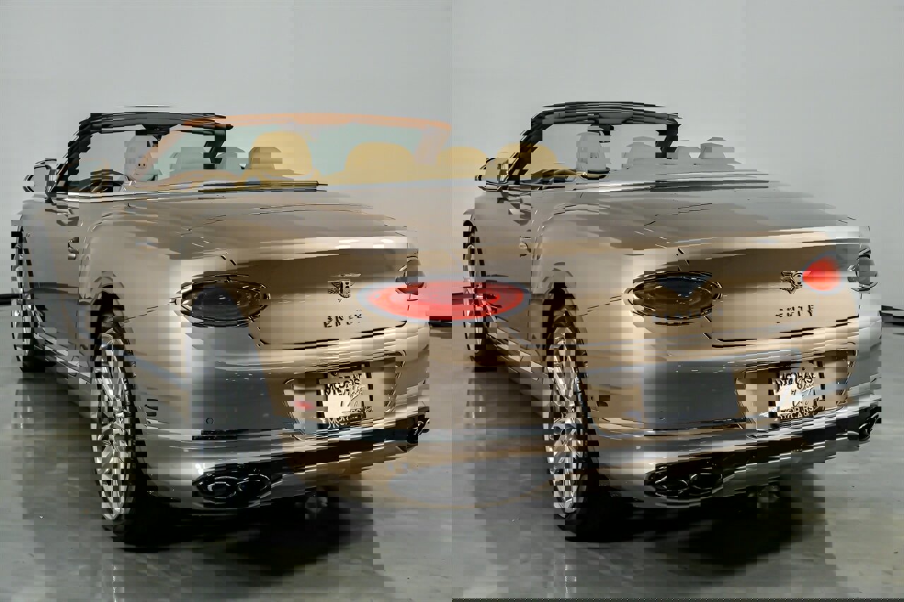 Used 2021 Bentley Continental GT image 10