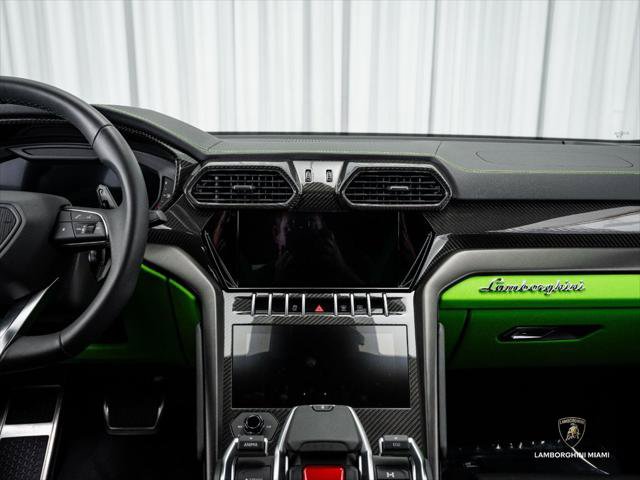 Used 2024 Lamborghini Urus S AWD/4WD image 33