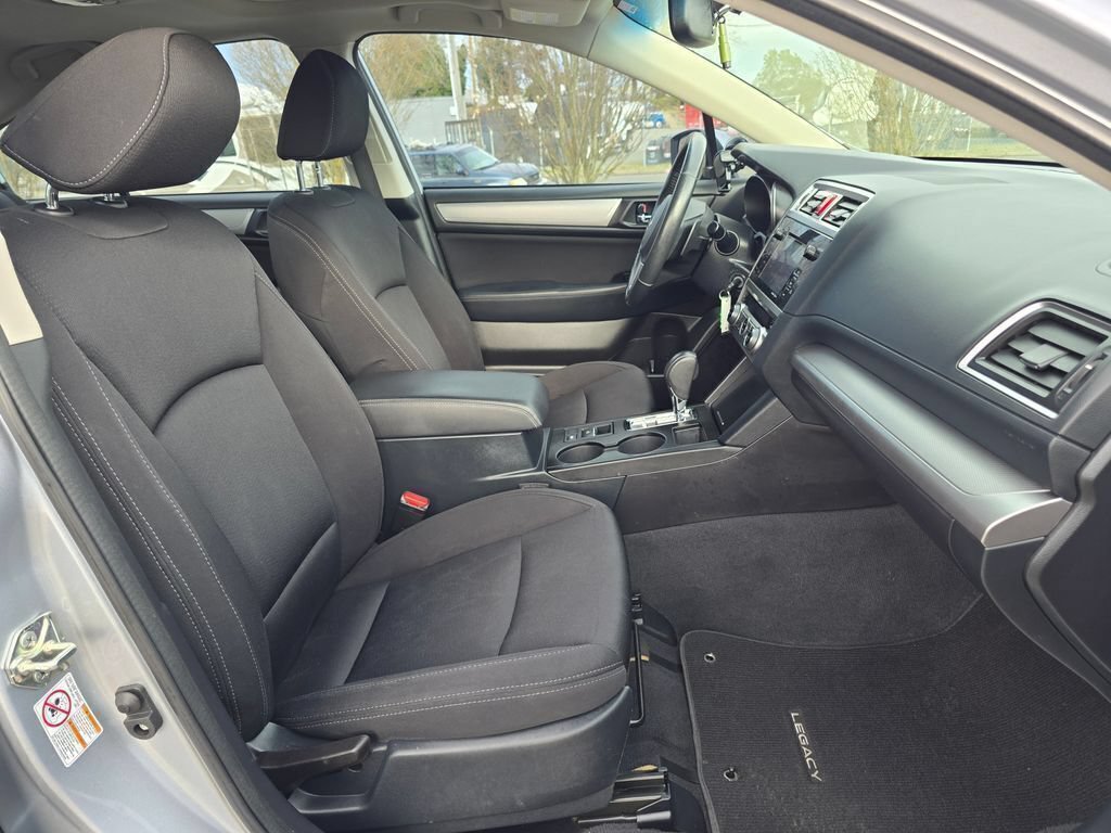 Used 2017 Subaru Legacy 2.5i Premium w/ Moonroof Package AWD/4WD image 19