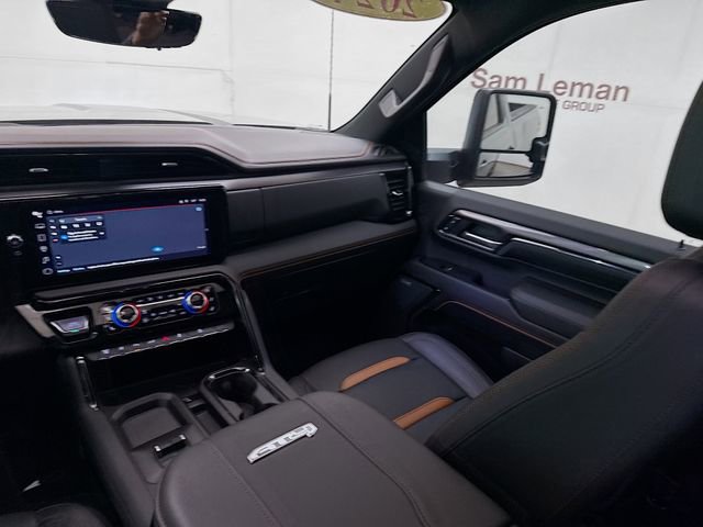 Used 2024 GMC Sierra 2500 AT4 w/ AT4 Premium Plus Package AWD/4WD image 27