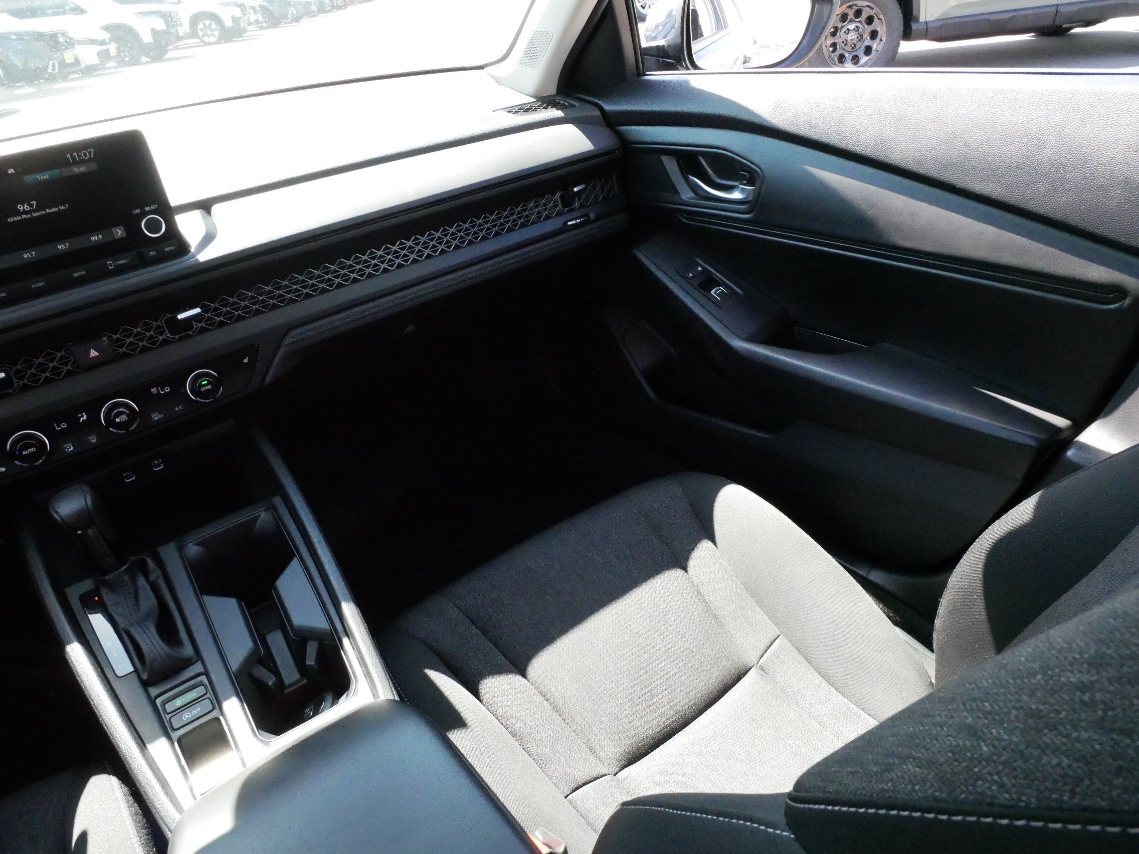 Certified 2023 Honda Accord EX image 11