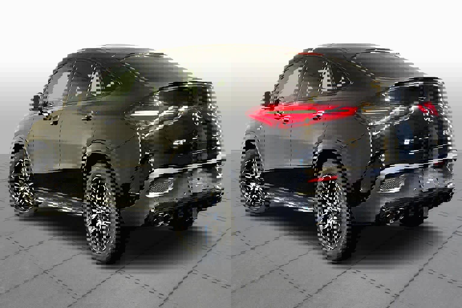 New 2026 Mercedes-Benz GLE 53 AMG 4MATIC Coupe image 3