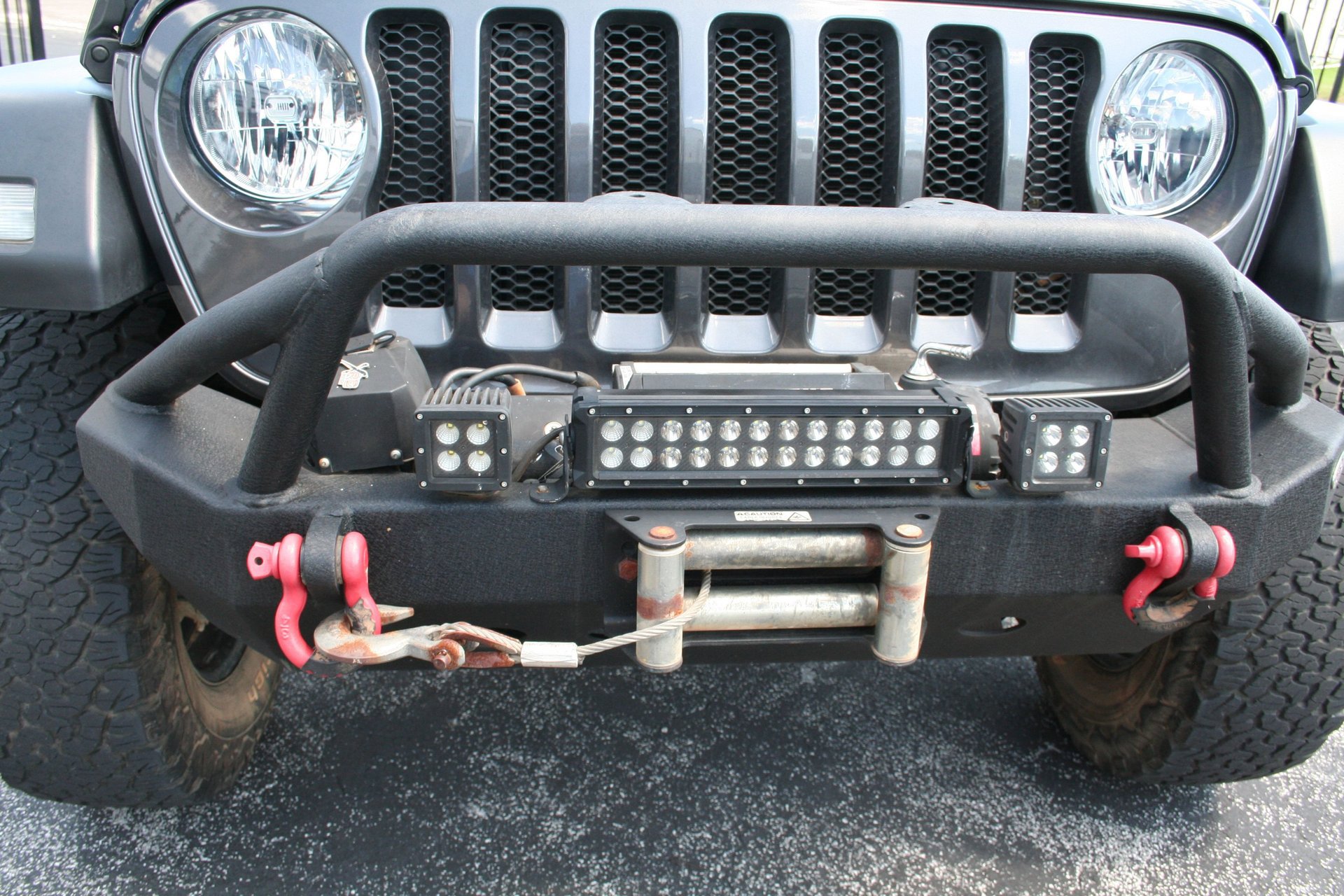 Used 2020 Jeep Wrangler Sport AWD/4WD image 25