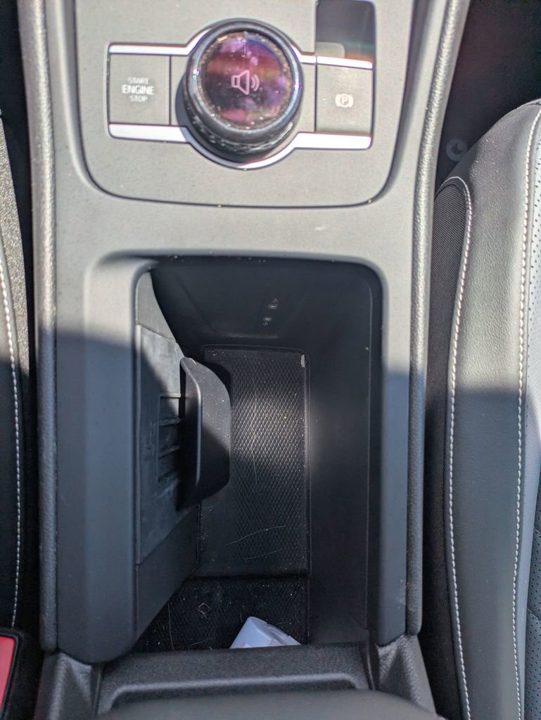 Used 2025 Volkswagen Tiguan SE w/ Panoramic Sunroof Package AWD/4WD image 29
