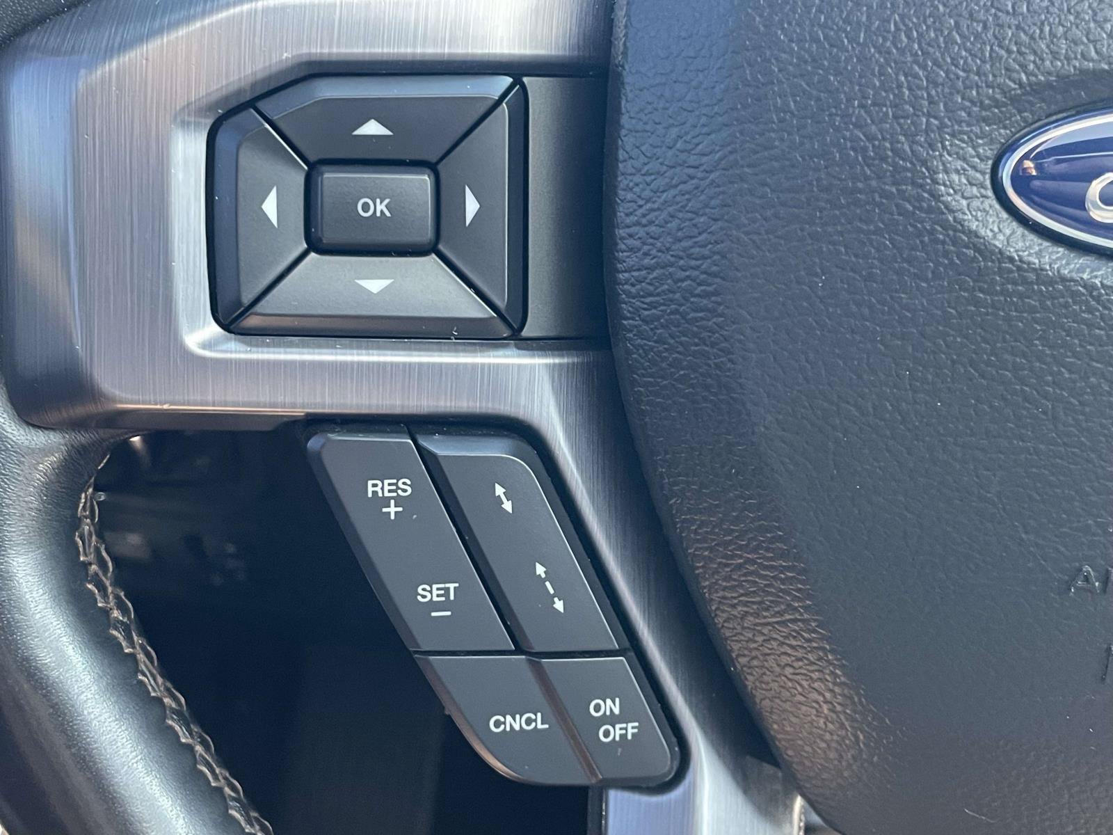 Used 2019 Ford Expedition Platinum RWD image 24