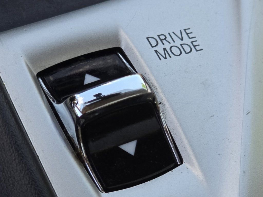 Used 2023 INFINITI Q50 Luxe w/ Cargo Package AWD/4WD image 6