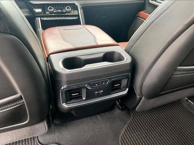 Used 2024 GMC Sierra 2500 Denali Ultimate AWD/4WD image 24