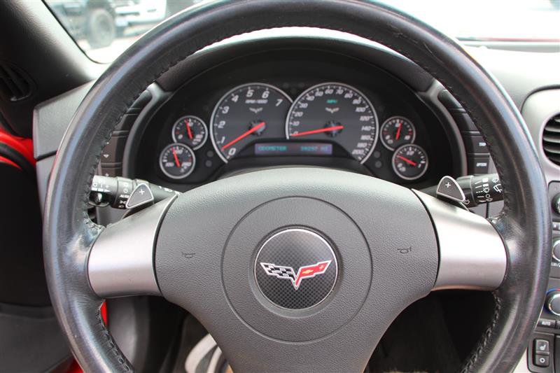 Used 2006 Chevrolet Corvette Convertible w/ Preferred Equipment Group RWD image 22