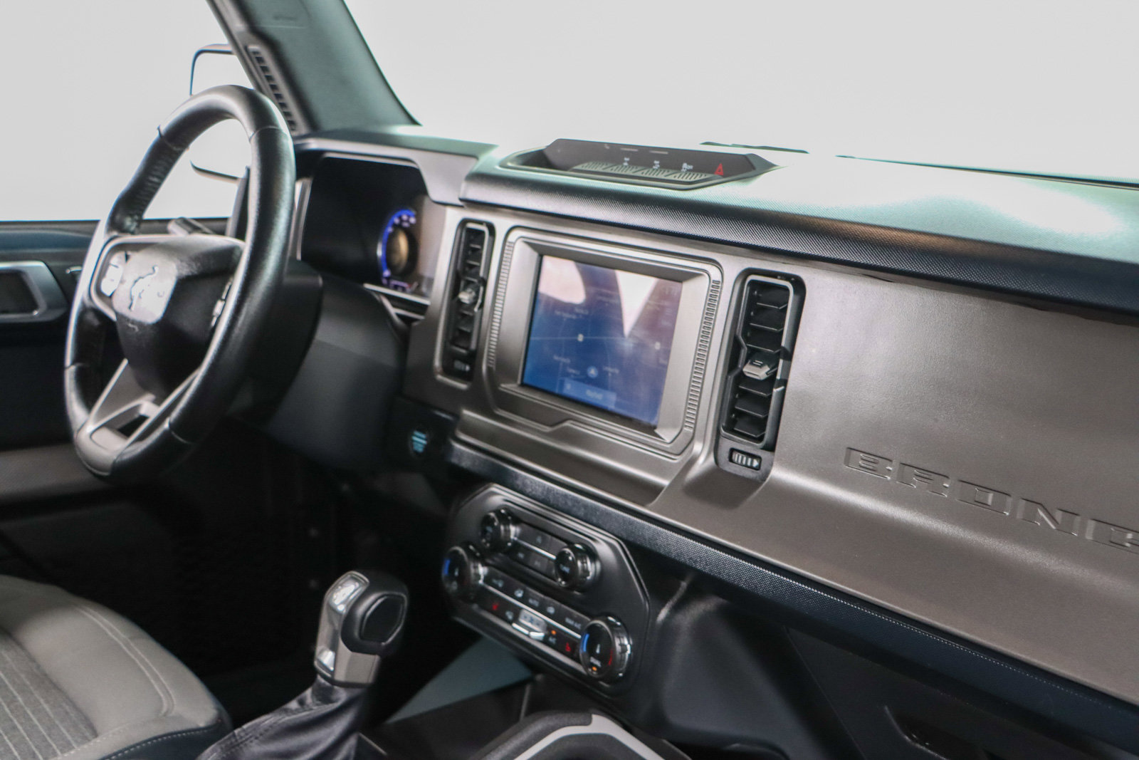 Used 2022 Ford Bronco Outer Banks image 26