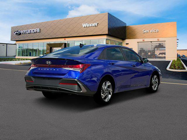 New 2025 Hyundai Elantra Sport image 7