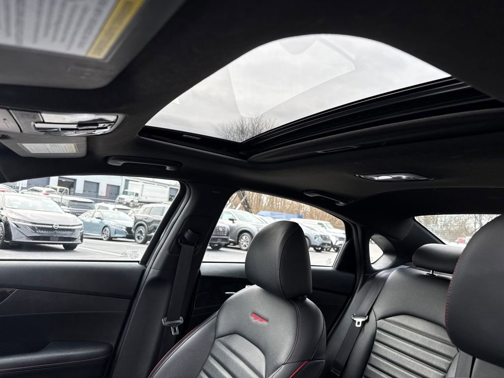 Used 2023 Kia Forte GT image 21