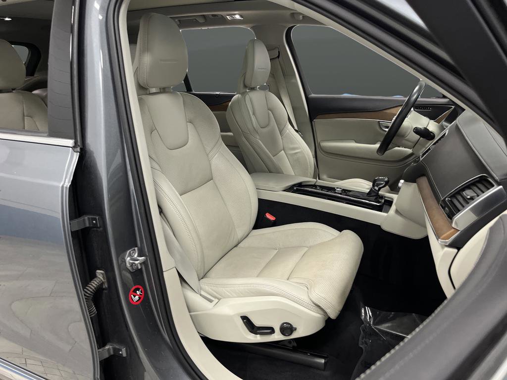 Used 2018 Volvo XC90 T6 Inscription w/ Convenience Package image 30