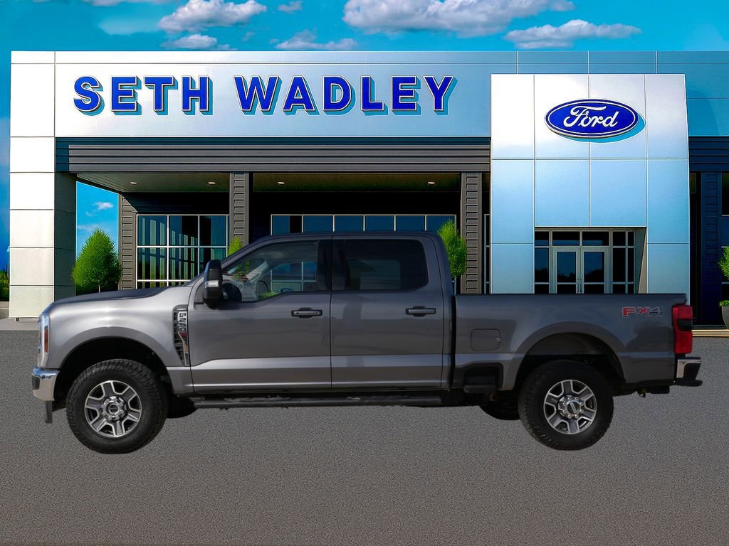 Used 2025 Ford F250 Lariat w/ FX4 Off-Road Package AWD/4WD image 3