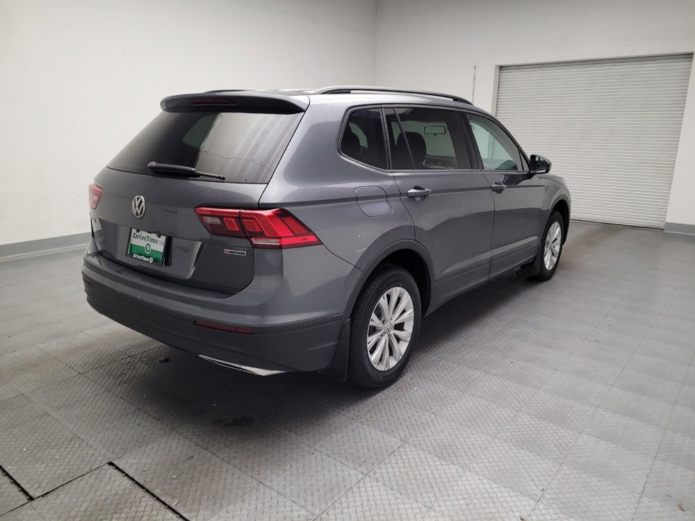 Used 2019 Volkswagen Tiguan S image 9