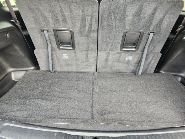 Used 2023 Jeep Grand Cherokee L Laredo RWD image 33