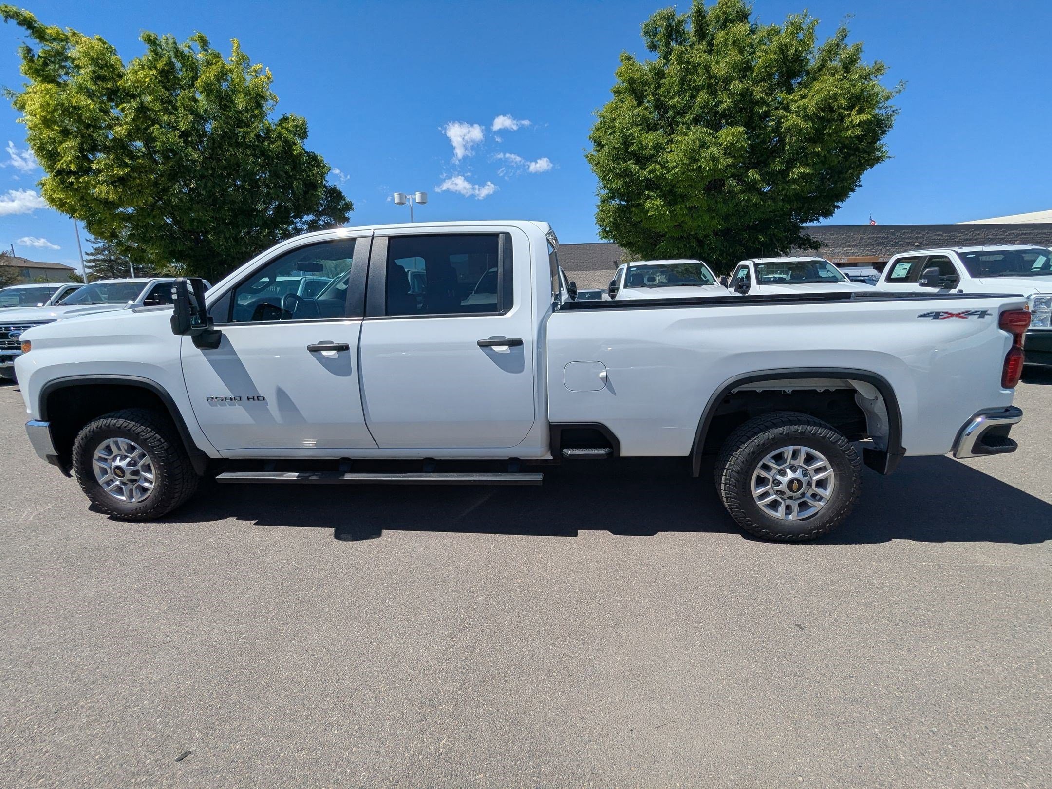 Used 2021 Chevrolet Silverado 2500 W/T w/ WT Convenience Package AWD/4WD image 9