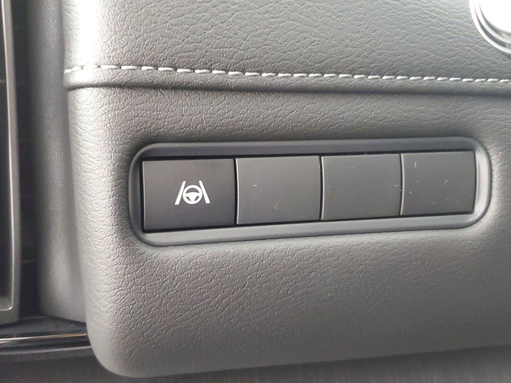 New 2026 Nissan Armada SV image 27