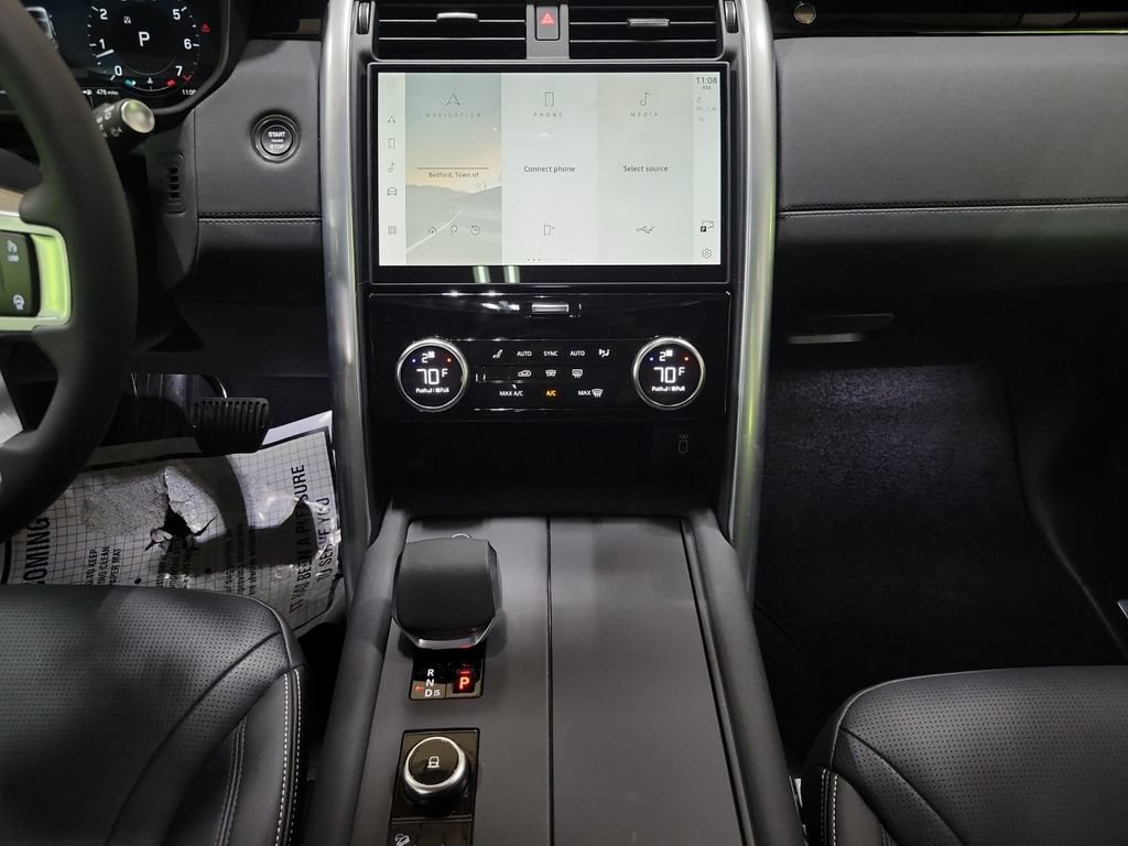 New 2026 Land Rover Discovery S AWD/4WD image 26