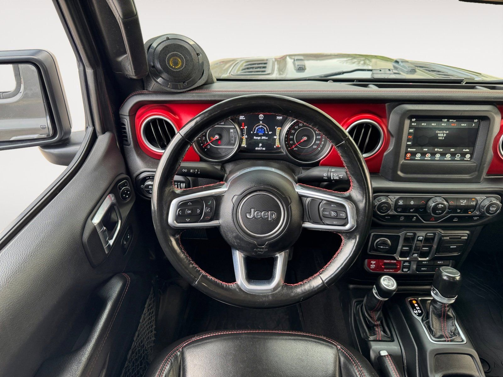 Used 2021 Jeep Gladiator Rubicon w/ Dual Top Group AWD/4WD image 12