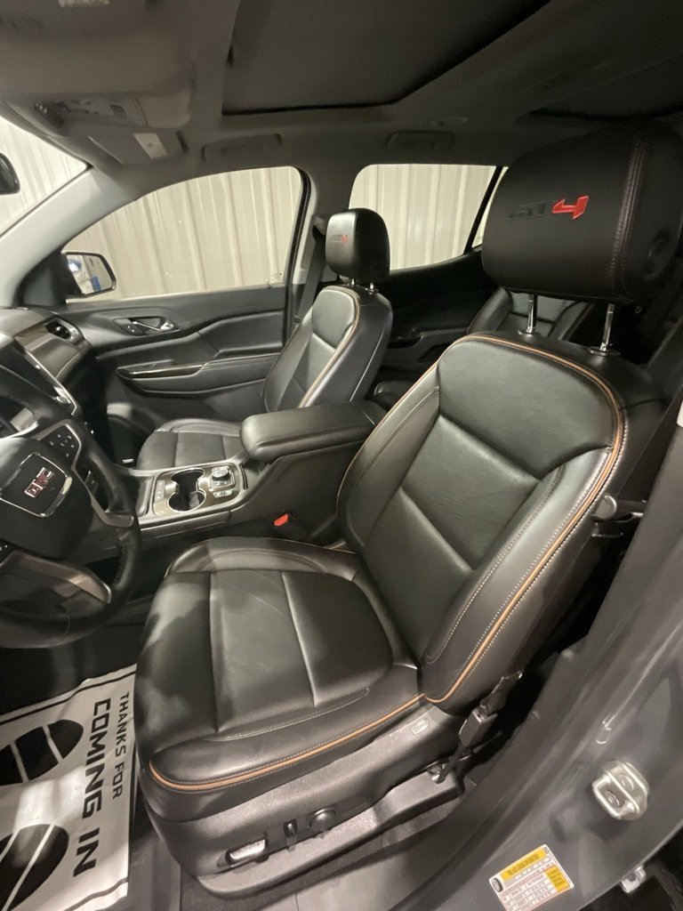Used 2023 GMC Acadia AT4 w/ Technology Package image 10