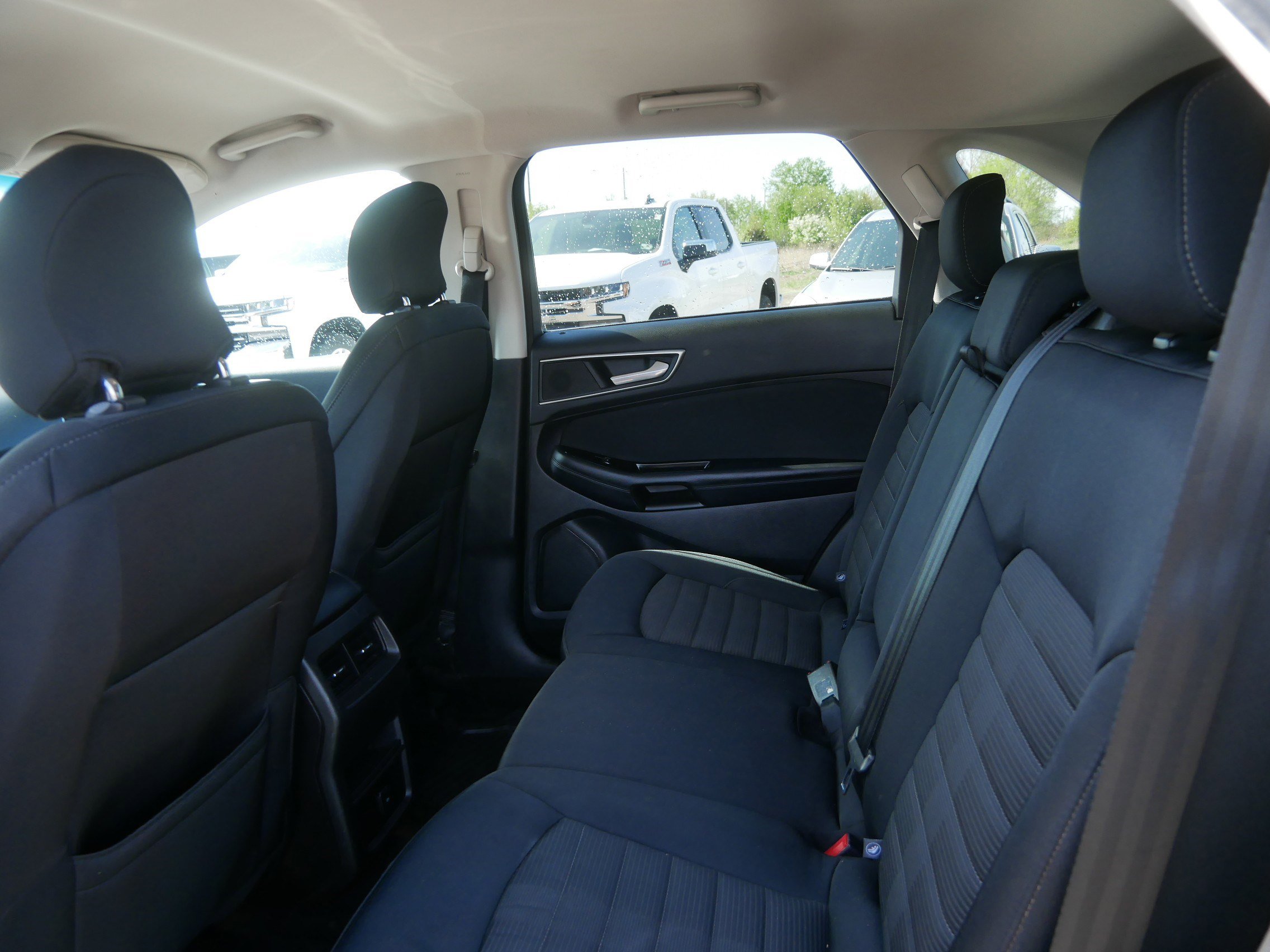 Used 2017 Ford Edge SEL w/ Class II Trailer Tow Package AWD/4WD image 25