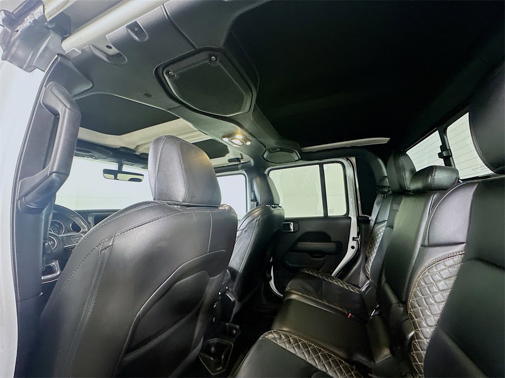 Used 2023 Jeep Gladiator Overland image 13