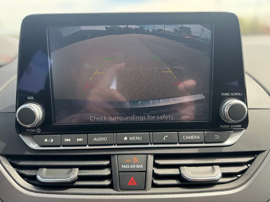 Used 2023 Nissan Altima 2.5 SR FWD image 4