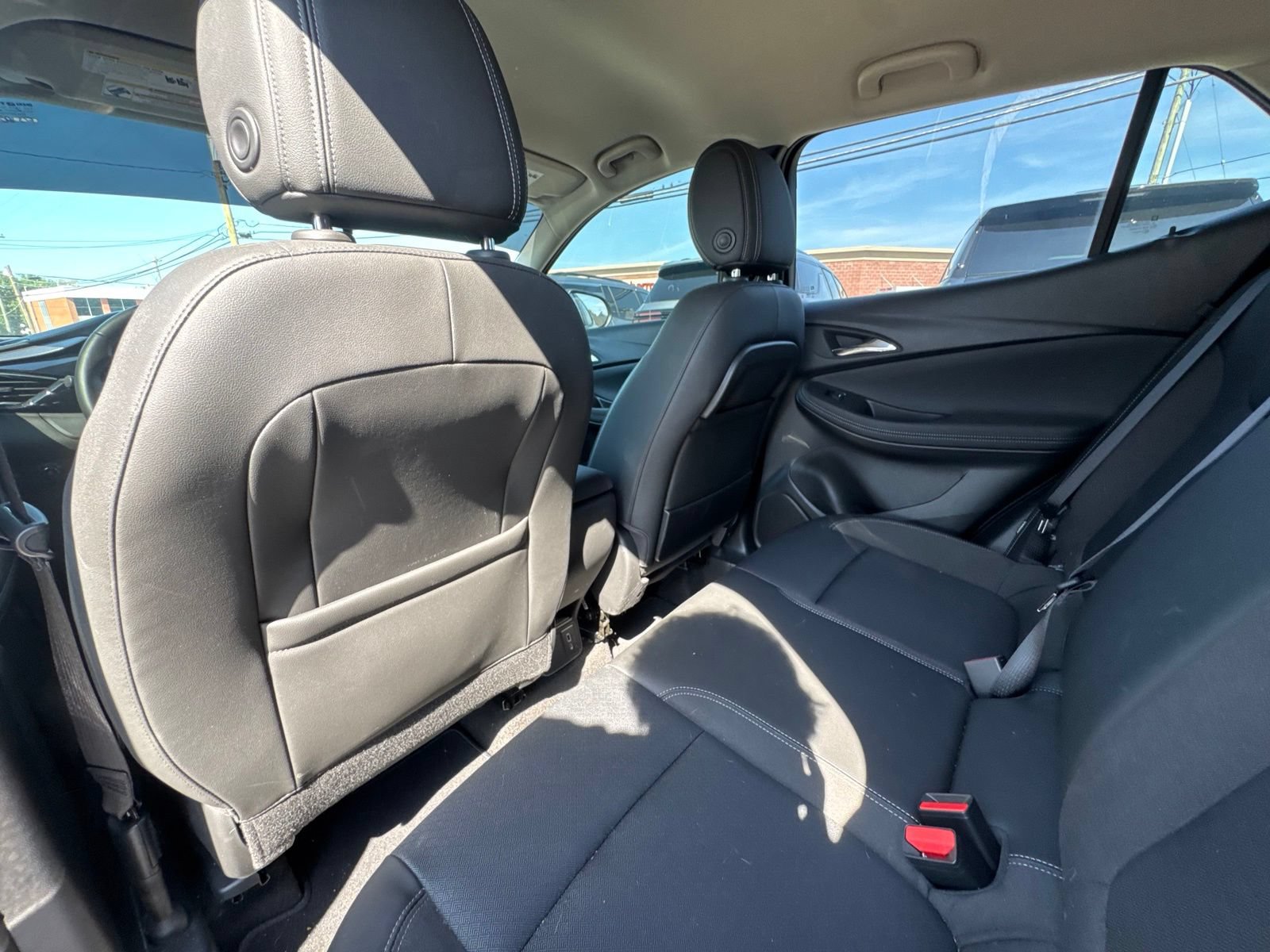 Used 2023 Buick Encore GX Preferred w/ Cold Weather Comfort Package FWD image 25