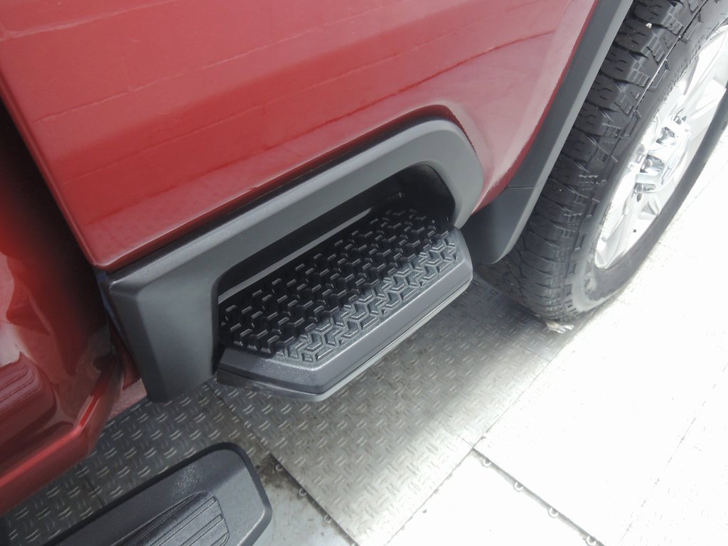 Used 2020 Chevrolet Silverado 2500 LTZ w/ LTZ Plus Package image 8