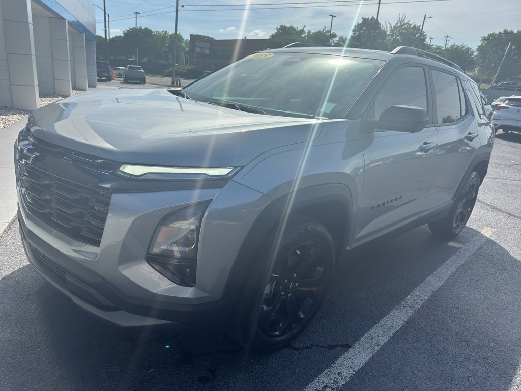 Used 2025 Chevrolet Equinox LT w/ Convenience Package II FWD image 7