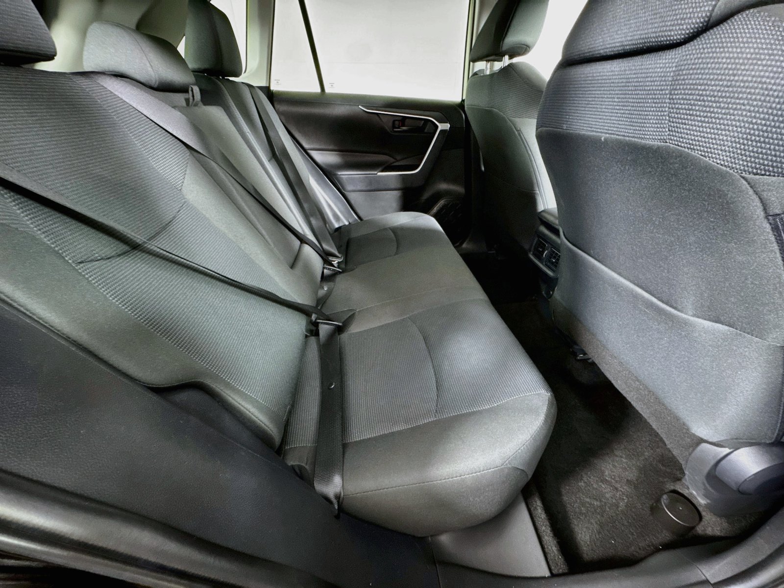 Certified 2025 Toyota RAV4 LE FWD image 26